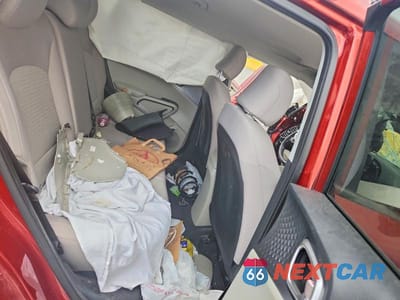 Zdjęcie 10 z 12 samochodu: 2021 KIA SOUL S VIN:KNDJ23AU3M7765251 - miniatura