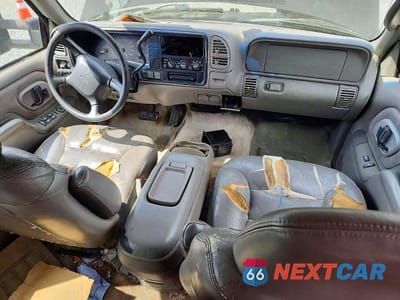 Zdjęcie 8 z 13 samochodu: 1998 CHEVROLET SUBURBAN K1500 VIN:1GNFK16R2WJ326084 - miniatura