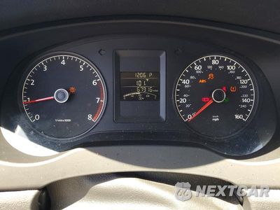 Zdjęcie 9 z 12 samochodu: 2014 VOLKSWAGEN JETTA BASE VIN:3VW2K7AJ4EM217037 - miniatura