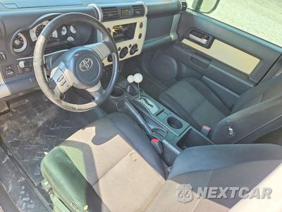 Zdjęcie 8 z 12 samochodu: 2008 TOYOTA FJ CRUISER BASE VIN:JTEBU11F78K050072 - miniatura