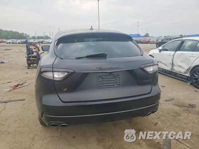 Zdjęcie 6 z 13 samochodu: 2019 MASERATI LEVANTE VIN:ZN661XUA4KX328078 - miniatura