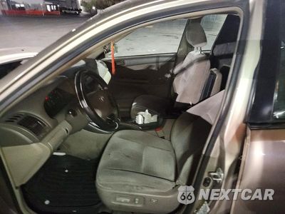 Zdjęcie 7 z 14 samochodu: 2004 TOYOTA CAMRY LE VIN:4T1BE32KX4U315506 - miniatura