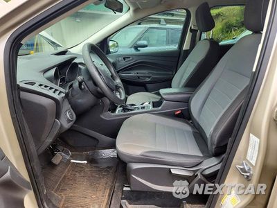 Zdjęcie 7 z 13 samochodu: 2018 FORD ESCAPE S VIN:1FMCU0F74JUB14644 - miniatura
