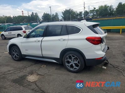 Drugie zdjęcie samochodu z przodu: 2018 BMW X1 XDRIVE28I VIN:WBXHT3C36J5K25323 - miniatura