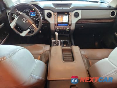 Zdjęcie 8 z 12 samochodu: 2016 TOYOTA TUNDRA VIN:5TFSY5F15GX210111 - miniatura