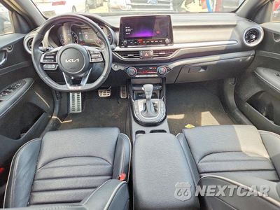 Zdjęcie 8 z 12 samochodu: 2024 KIA FORTE GT LINE VIN:3KPF54AD4RE797877 - miniatura