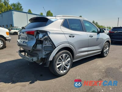 Trzecie zdjęcie samochodu z tyłu: 2023 BUICK ENCORE GX SELECT VIN:KL4MMDSL9PB120845 - miniatura
