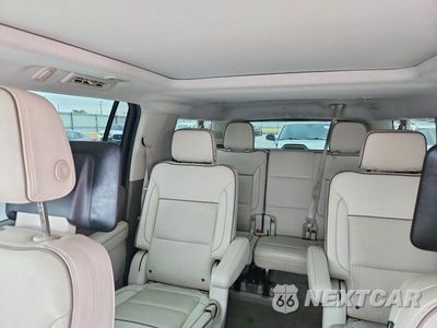 Zdjęcie 10 z 13 samochodu: 2021 GMC YUKON XL DENALI VIN:1GKS1JKLXMR139917 - miniatura
