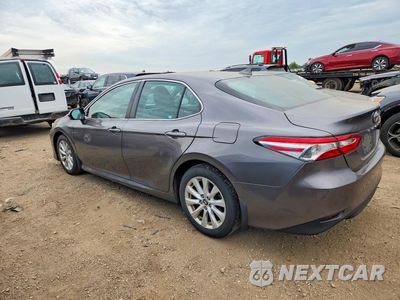 Drugie zdjęcie samochodu z przodu: 2019 TOYOTA CAMRY LE VIN:4T1B11HK0KU816859 - miniatura