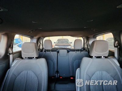 Zdjęcie 10 z 13 samochodu: 2020 CHRYSLER PACIFICA TOURING VIN:2C4RC1FG2LR183128 - miniatura