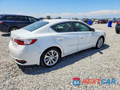 Trzecie zdjęcie samochodu z tyłu: 2016 ACURA ILX PREMIUM VIN:19UDE2F76GA004370 - miniatura