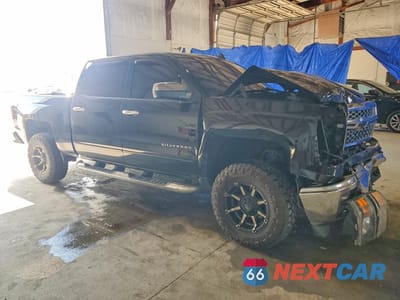 Czwarte zdjęcie samochodu z boku: 2015 CHEVROLET SILVERADO K1500 LT VIN:3GCUKREC3FG193414 - miniatura