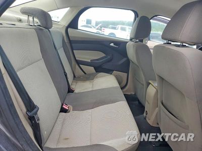 Zdjęcie 10 z 12 samochodu: 2014 FORD FOCUS SE VIN:1FADP3F2XEL165783 - miniatura