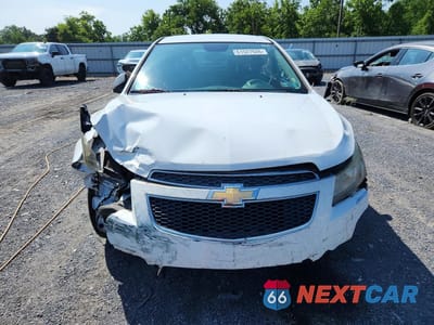 Piąte zdjęcie samochodu w środku: 2013 CHEVROLET CRUZE LT VIN:1G1PC5SB4D7224105 - miniatura