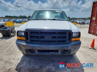 Piąte zdjęcie samochodu w środku: 2000 FORD F250 SUPER DUTY VIN:1FTNX20F8YEB38384 - miniatura