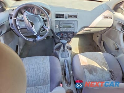 Zdjęcie 8 z 12 samochodu: 2005 FORD FOCUS ZX4 VIN:1FAFP34N65W130825 - miniatura