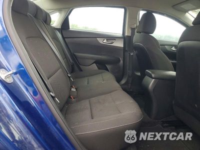 Zdjęcie 10 z 12 samochodu: 2020 KIA FORTE LXS VIN:3KPF24AD2LE186973 - miniatura