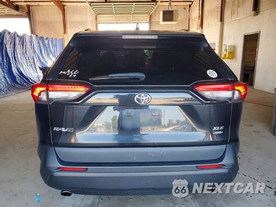 Zdjęcie 6 z 13 samochodu: 2021 TOYOTA RAV4 XLE PREMIUM VIN:2T3A1RFV9MW208954 - miniatura