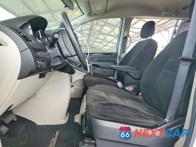 Zdjęcie 7 z 12 samochodu: 2016 DODGE GRAND CARAVAN SE VIN:2C4RDGBG4GR191971 - miniatura