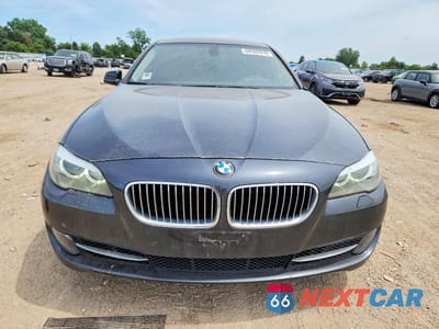 Piąte zdjęcie samochodu w środku: 2011 BMW 528 I VIN:WBAFR1C51BDS36825 - miniatura