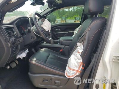 Zdjęcie 7 z 12 samochodu: 2023 NISSAN TITAN XD PRO-4X VIN:1N6AA1FB5PN112495 - miniatura