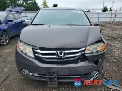 Piąte zdjęcie samochodu w środku: 2014 HONDA ODYSSEY TOURING VIN:5FNRL5H98EB070093 - miniatura