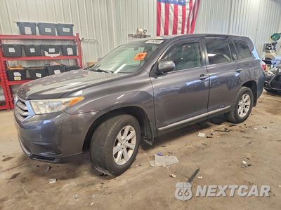 2013 TOYOTA HIGHLANDER BASE 5TDBK3EH5DS206145 - główne zdjęcie licytacji z USA - miniatura