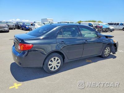 Trzecie zdjęcie samochodu z tyłu: 2010 TOYOTA COROLLA BASE VIN:2T1BU4EE5AC496395 - miniatura