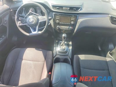 Zdjęcie 8 z 13 samochodu: 2018 NISSAN ROGUE SPORT S VIN:JN1BJ1CP1JW156666 - miniatura