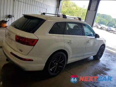 Trzecie zdjęcie samochodu z tyłu: 2017 AUDI Q7 PRESTIGE VIN:WA1VAAF72HD013845 - miniatura