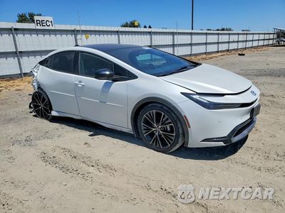 Czwarte zdjęcie samochodu z boku: 2024 TOYOTA PRIUS LIMITED VIN:JTDACAAU1R3021874 - miniatura