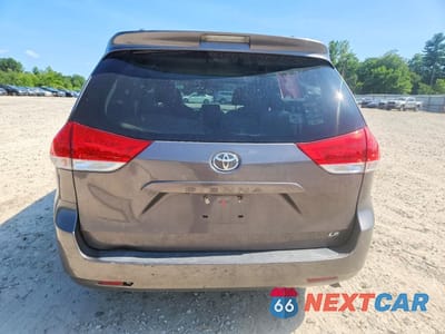 Zdjęcie 6 z 13 samochodu: 2014 TOYOTA SIENNA LE VIN:5TDKK3DC0ES474785 - miniatura