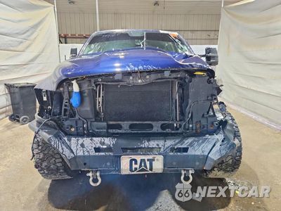 Piąte zdjęcie samochodu w środku: 2018 RAM 1500 ST VIN:1C6RR7FG0JS221492 - miniatura