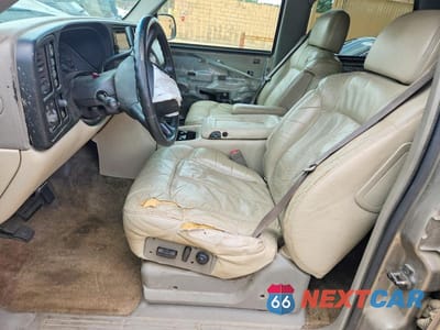 Zdjęcie 7 z 14 samochodu: 2002 CHEVROLET TAHOE VIN:1GNEK13Z42R236303 - miniatura