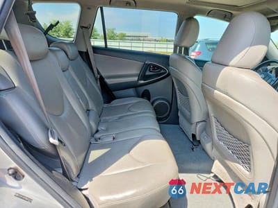 Zdjęcie 10 z 12 samochodu: 2011 TOYOTA RAV 4 VIN:2T3YF4DV7BW072214 - miniatura