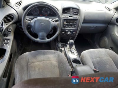 Zdjęcie 8 z 13 samochodu: 2004 HYUNDAI SANTA FE GLS VIN:KM8SC13D84U745755 - miniatura