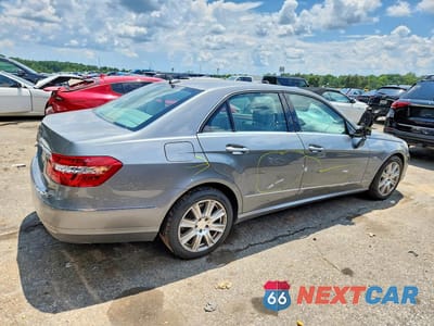 Trzecie zdjęcie samochodu z tyłu: 2012 MERCEDES-BENZ E 350 VIN:WDDHF5KB5CA534595 - miniatura