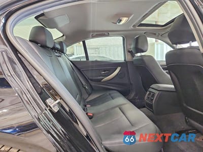 Zdjęcie 10 z 12 samochodu: 2016 BMW 320 XI VIN:WBA8E5G5XGNT41497 - miniatura