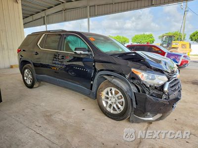 Czwarte zdjęcie samochodu z boku: 2019 CHEVROLET TRAVERSE LT VIN:1GNERGKW0KJ204226 - miniatura