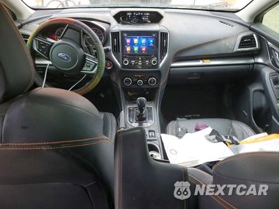 Zdjęcie 8 z 13 samochodu: 2018 SUBARU CROSSTREK LIMITED VIN:JF2GTAMCXJ8279428 - miniatura