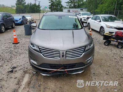 Piąte zdjęcie samochodu w środku: 2016 LINCOLN MKC SELECT VIN:5LMCJ2C97GUJ00995 - miniatura