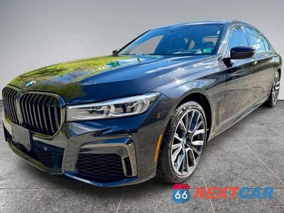 2022 BMW 740 XI WBA7T4C03NCK23662 - główne zdjęcie licytacji z USA - miniatura