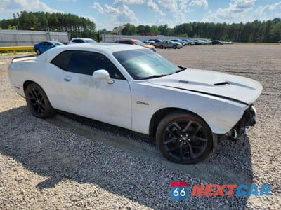 Czwarte zdjęcie samochodu z boku: 2015 DODGE CHALLENGER SXT PLUS VIN:2C3CDZBT0FH846540 - miniatura