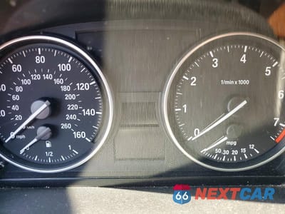 Zdjęcie 9 z 12 samochodu: 2011 BMW 328 XI SULEV VIN:WBAPK5C54BF123357 - miniatura