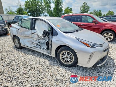 Czwarte zdjęcie samochodu z boku: 2022 TOYOTA PRIUS LE AWD-E VIN:JTDL9MFU0N3033834 - miniatura