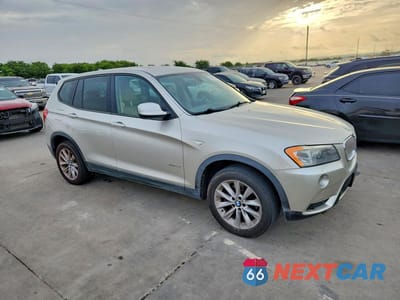 Czwarte zdjęcie samochodu z boku: 2013 BMW X3 XDRIVE28I VIN:5UXWX9C54D0A27517 - miniatura