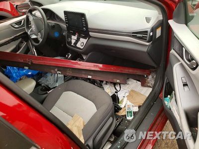 Zdjęcie 8 z 12 samochodu: 2020 HYUNDAI IONIQ BLUE VIN:KMHC65LC8LU187088 - miniatura
