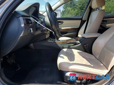 Zdjęcie 7 z 13 samochodu: 2009 BMW 328 XI SULEV VIN:WBAPK53549A510661 - miniatura