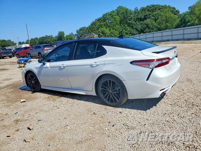 Drugie zdjęcie samochodu z przodu: 2018 TOYOTA CAMRY XSE VIN:4T1B61HK2JU062749 - miniatura