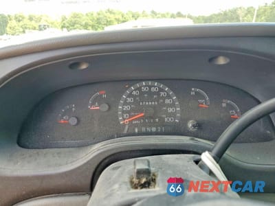 Zdjęcie 9 z 12 samochodu: 2003 FORD ECONOLINE E350 SUPER DUTY CUTAWAY VAN VIN:1FDSE35L93HA90538 - miniatura